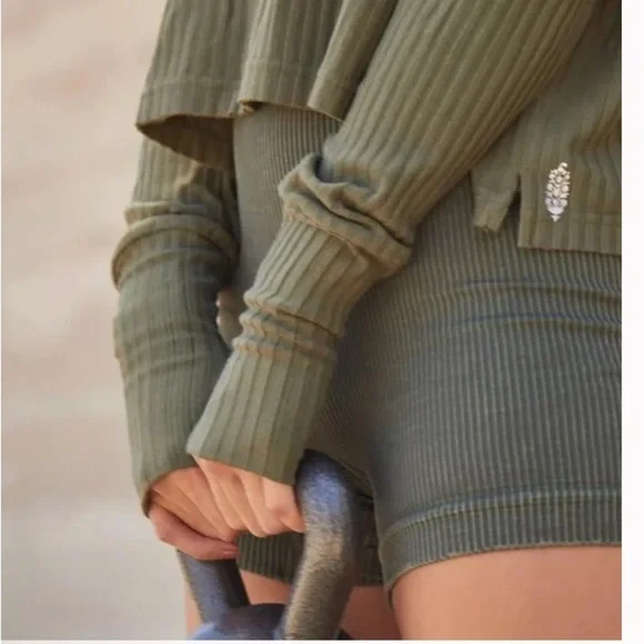 NWOT Free People Movement Blissed Out Rib Henley Hoodie, Army Green, Medium - Picture 3 of 8